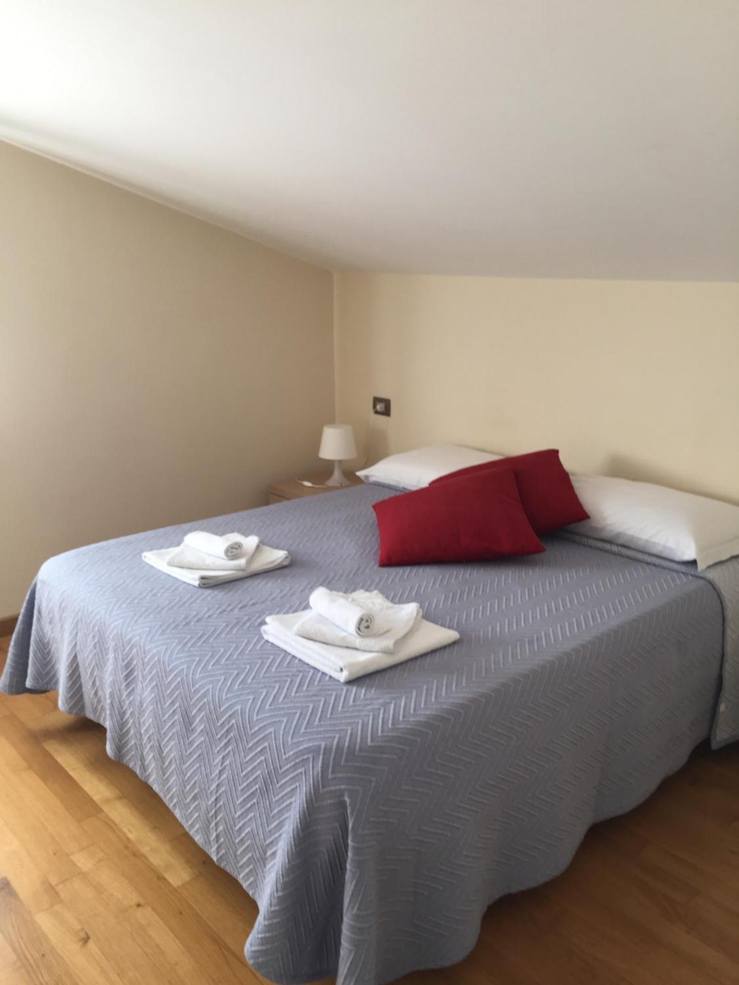 Bed&Breakfast Riccio&Lella Fiumicino Exteriör bild
