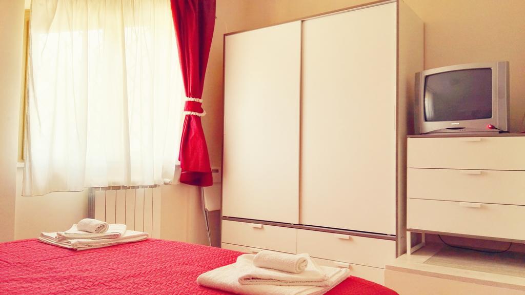 Bed&Breakfast Riccio&Lella Fiumicino Exteriör bild