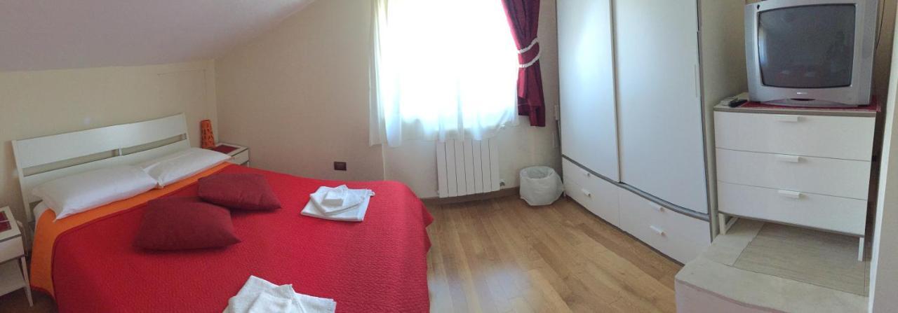 Bed&Breakfast Riccio&Lella Fiumicino Exteriör bild