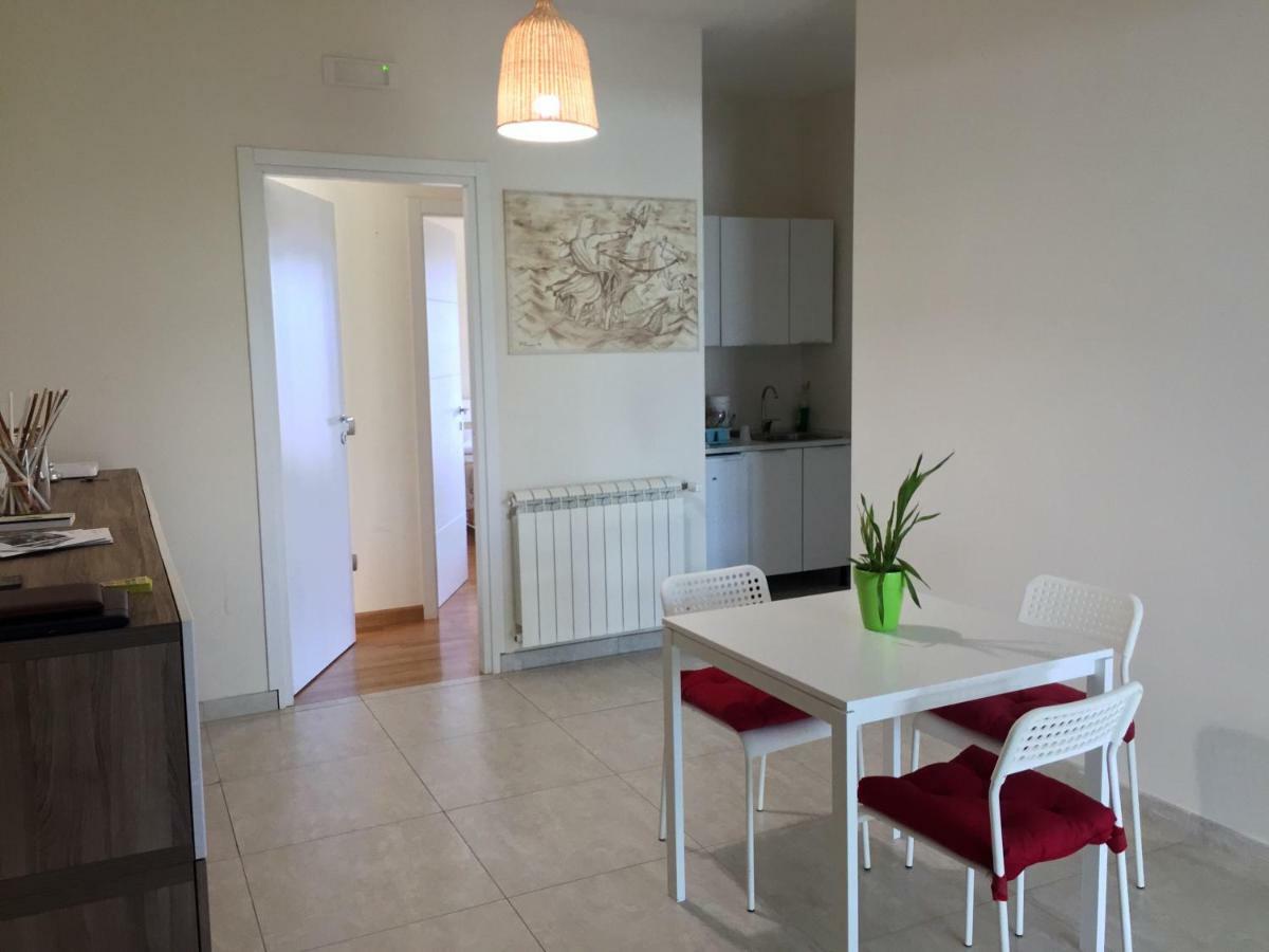 Bed&Breakfast Riccio&Lella Fiumicino Exteriör bild